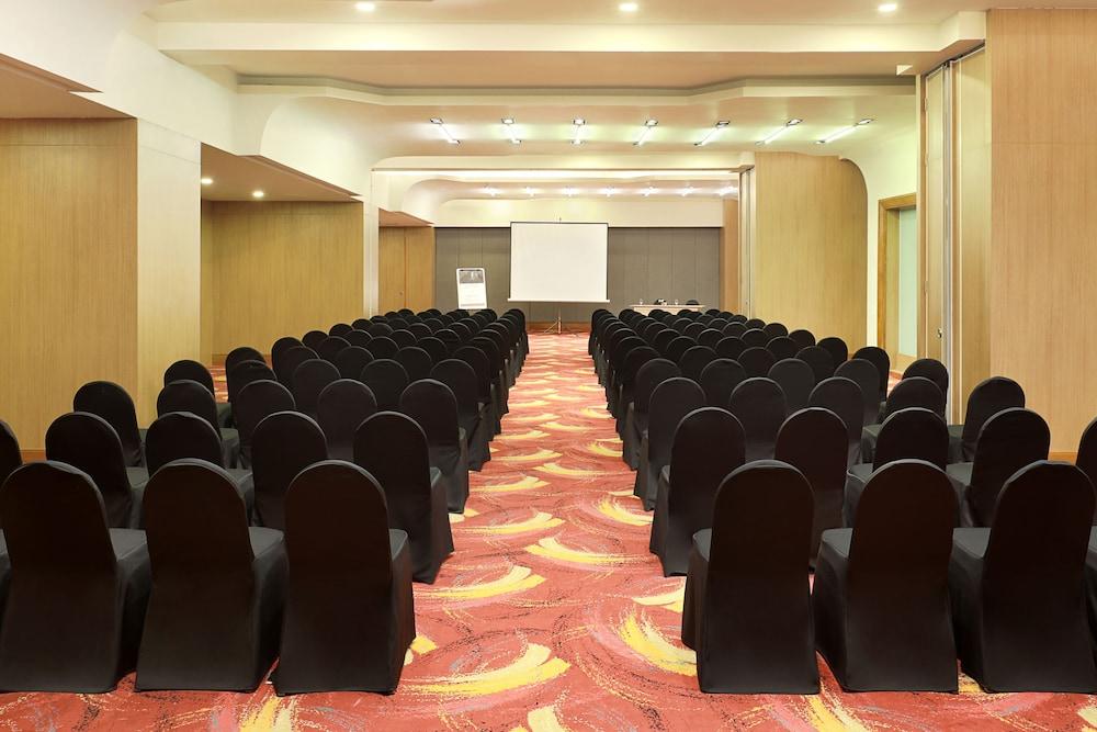 Mercure Bandung Nexa Supratman Zewnętrze zdjęcie